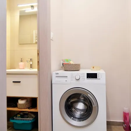 Manolis Cozy Apartmán *