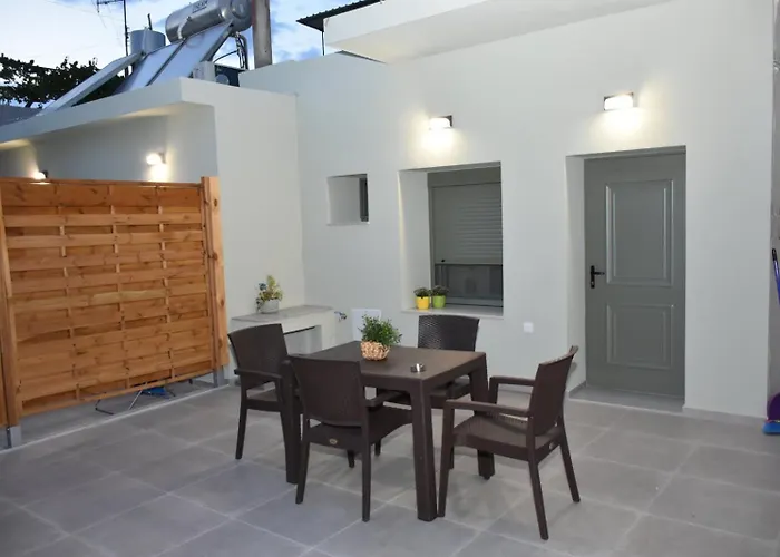 Apartament Manolis Cozy *